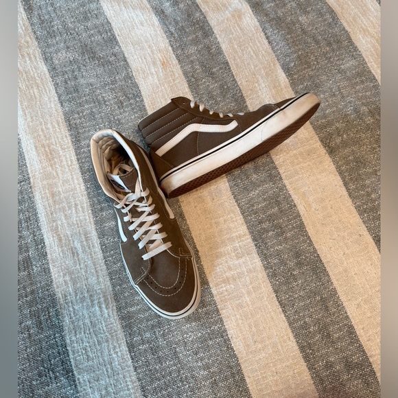 Vans Other - VANS Sk8 High Top Brown Suede Lace Up Sneakers Walnut Color Mens SZ 9.5 Unisex